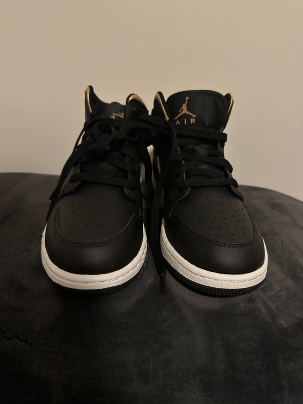 Jordan Black and Gold High-Top Sneakers DQ8423-071